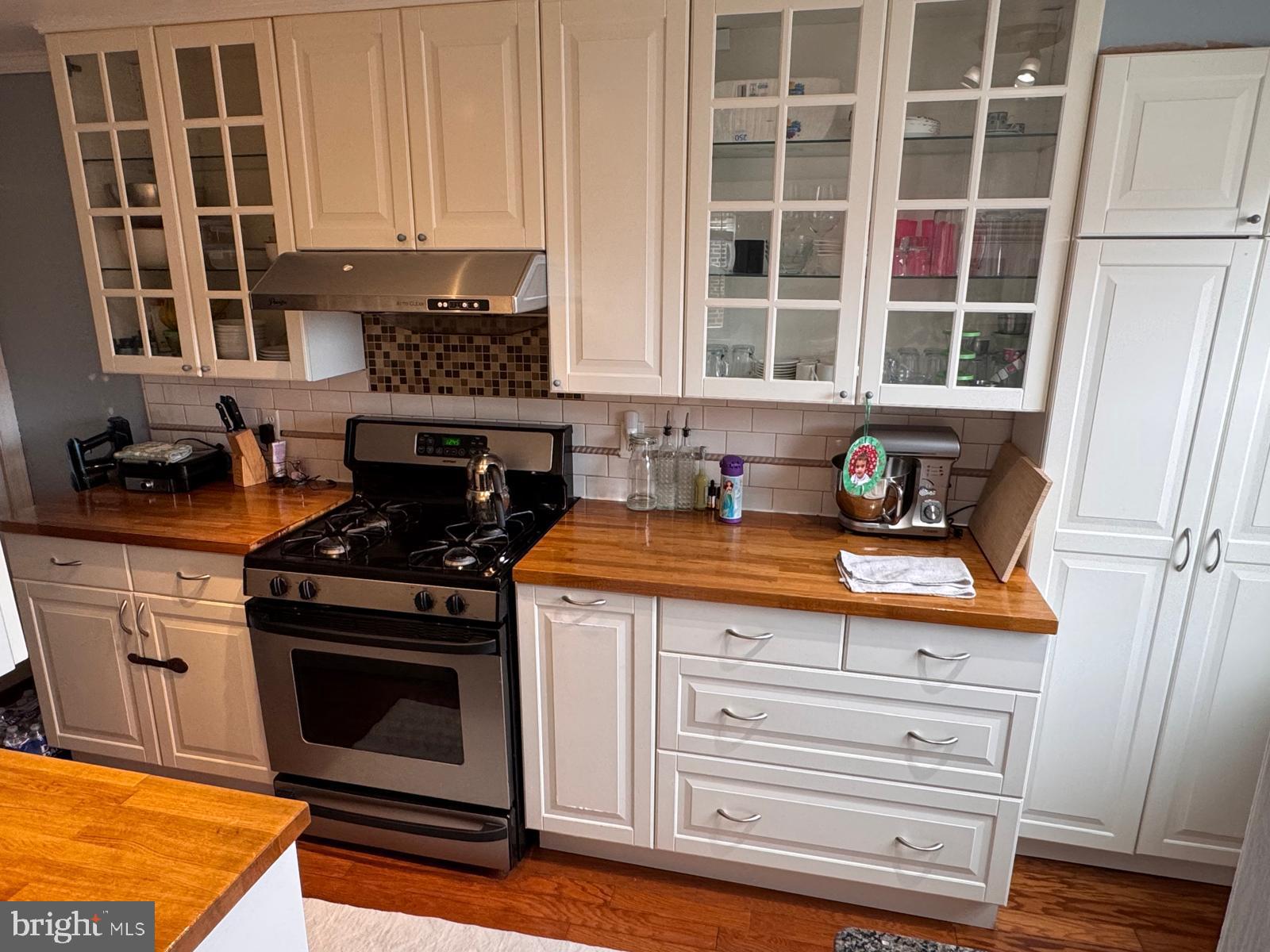 MARSHALL TERRACE - Residential Lease