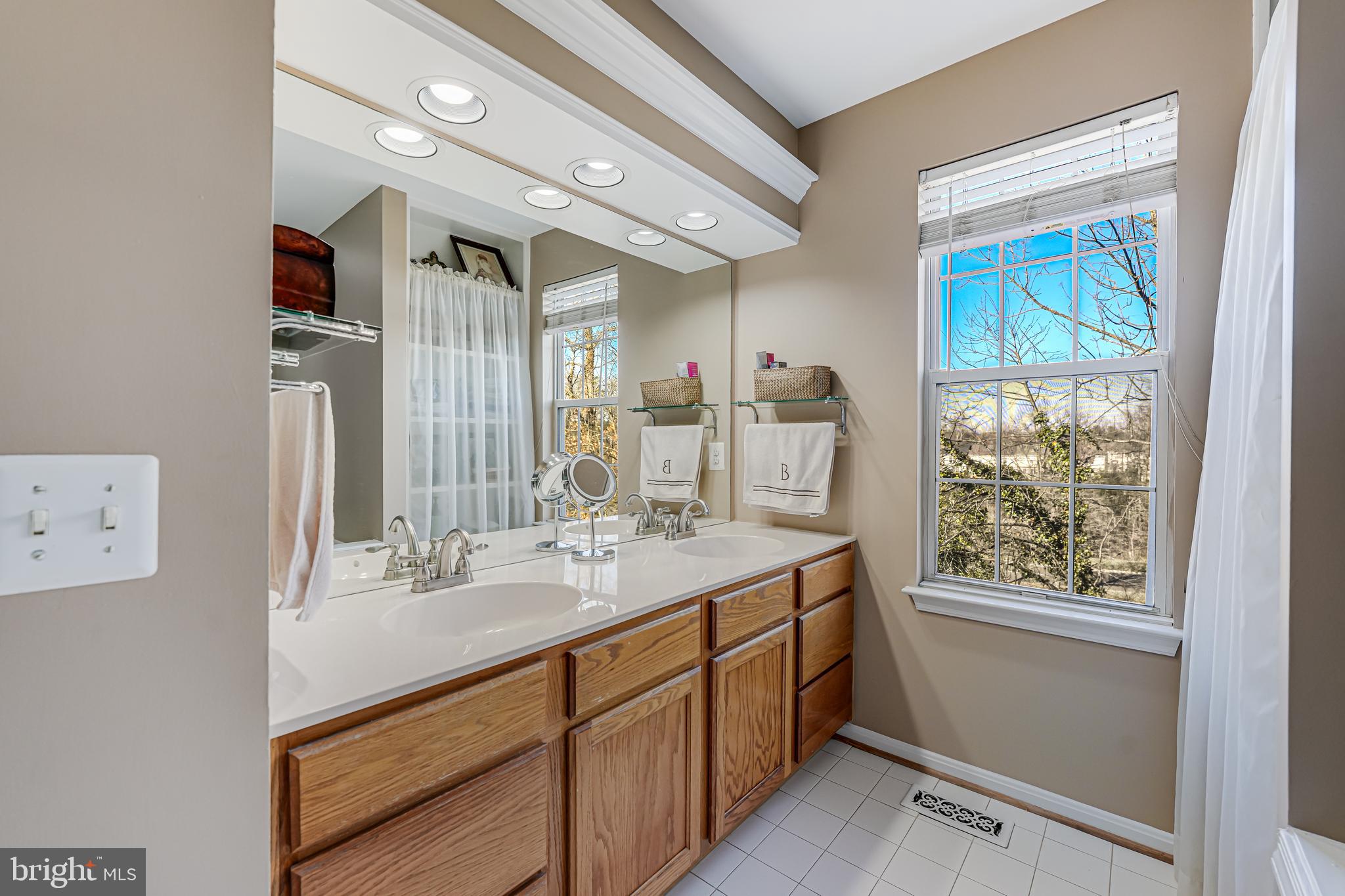 WELLINGTON - Residential