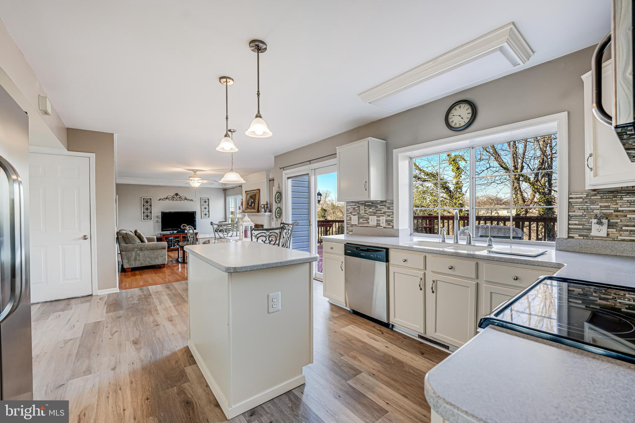 WELLINGTON - Residential