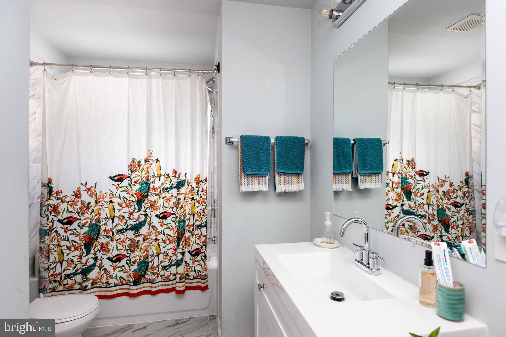 MANHATTAN BEACH - Residential