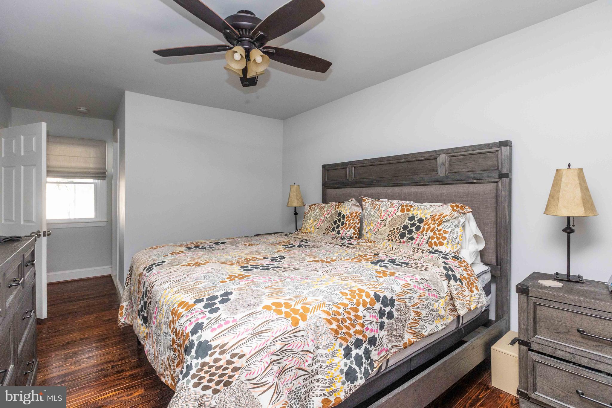 MANHATTAN BEACH - Residential