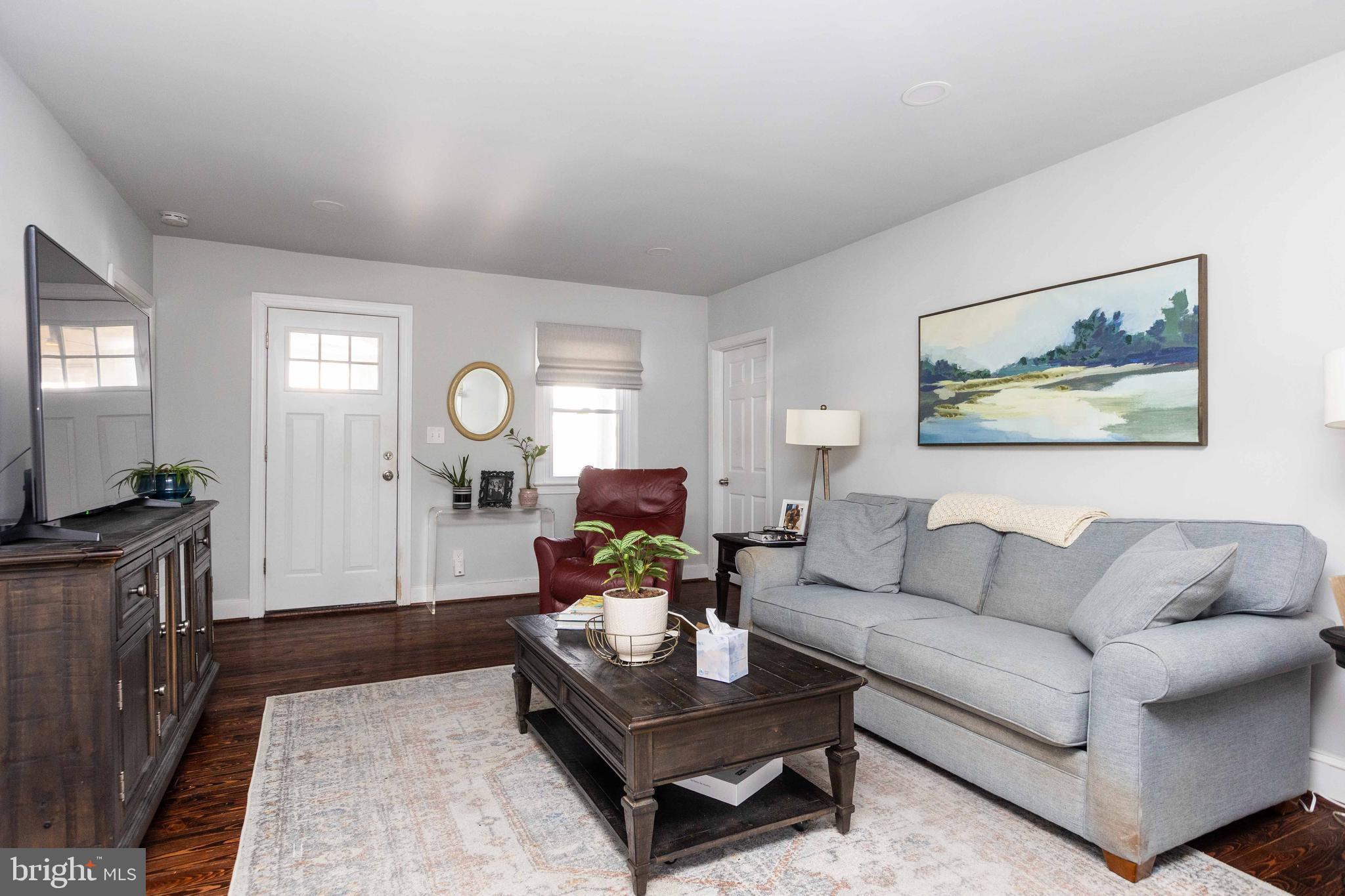 MANHATTAN BEACH - Residential