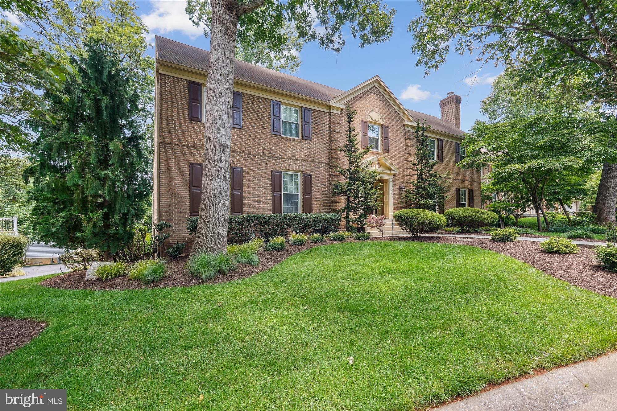 FALLSREACH - Residential