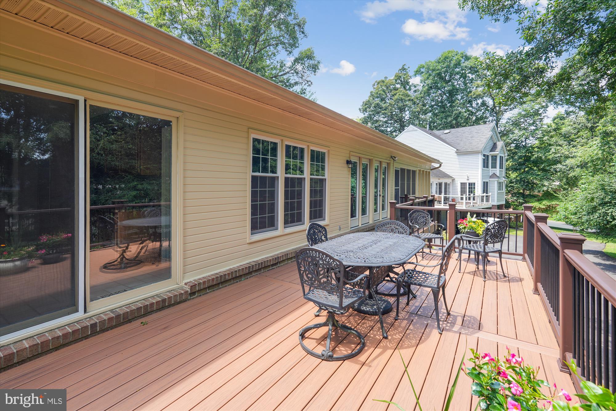 FALLSREACH - Residential