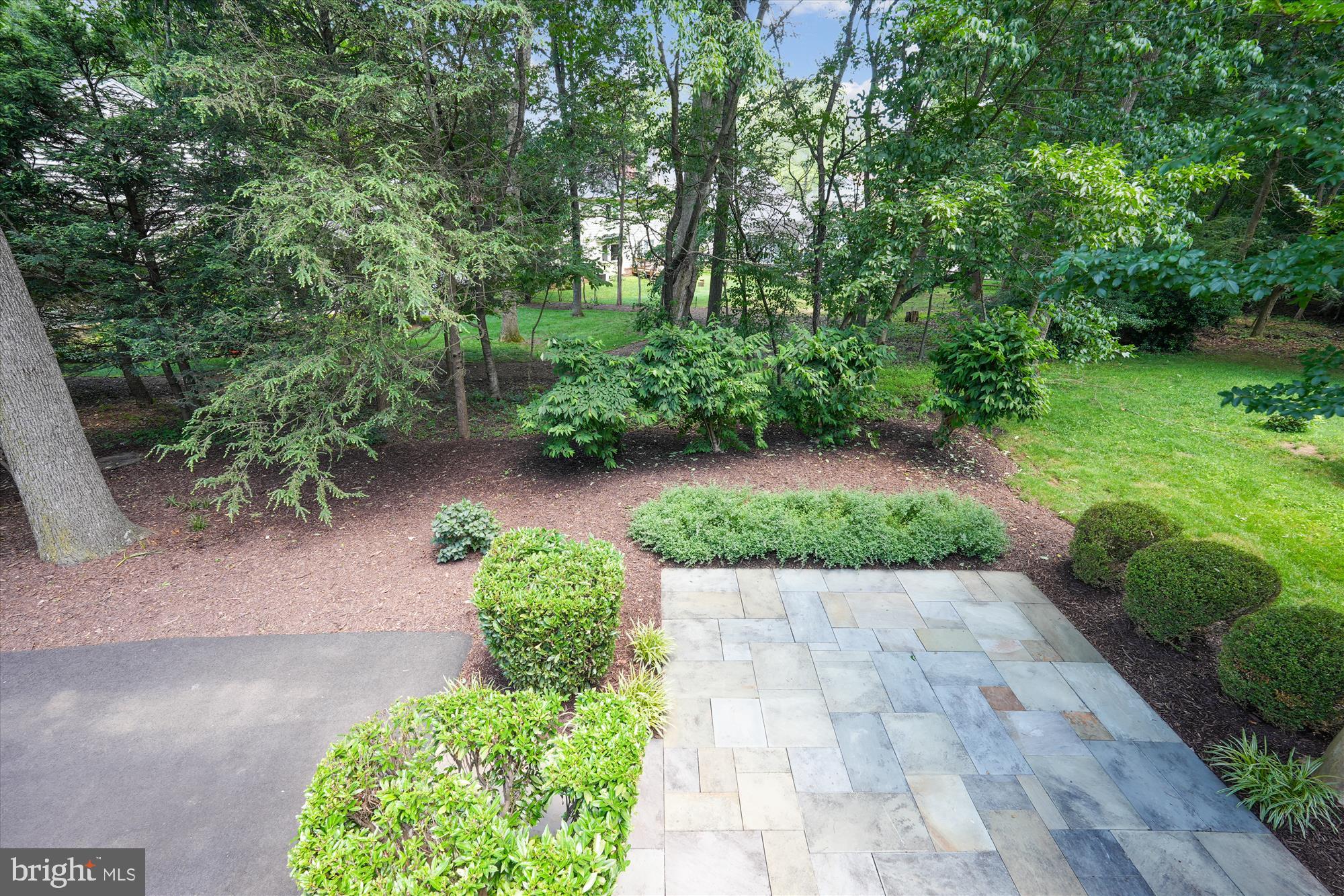 FALLSREACH - Residential