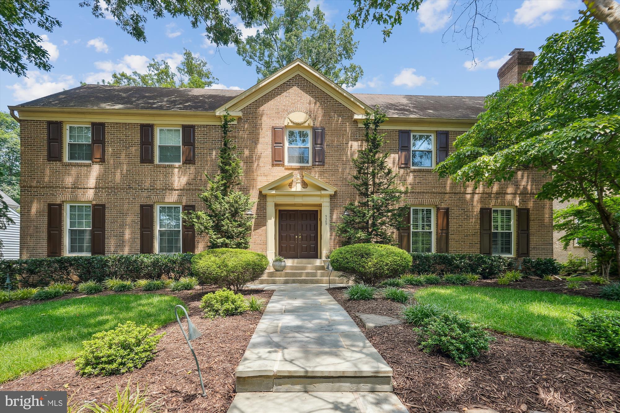 FALLSREACH - Residential