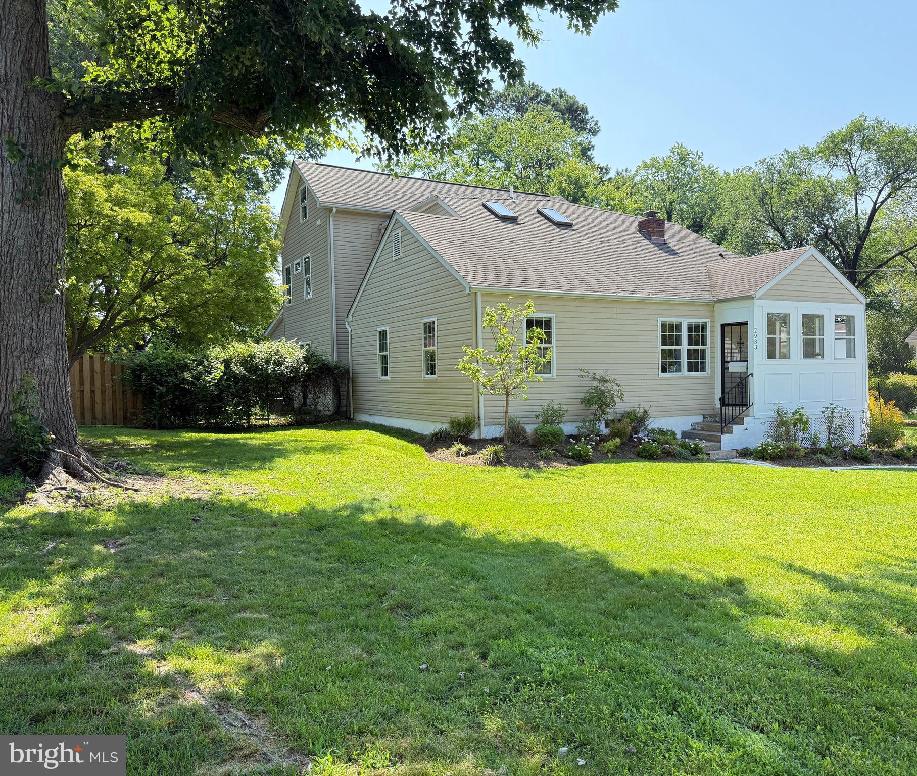 TREMONT GARDENS - Residential