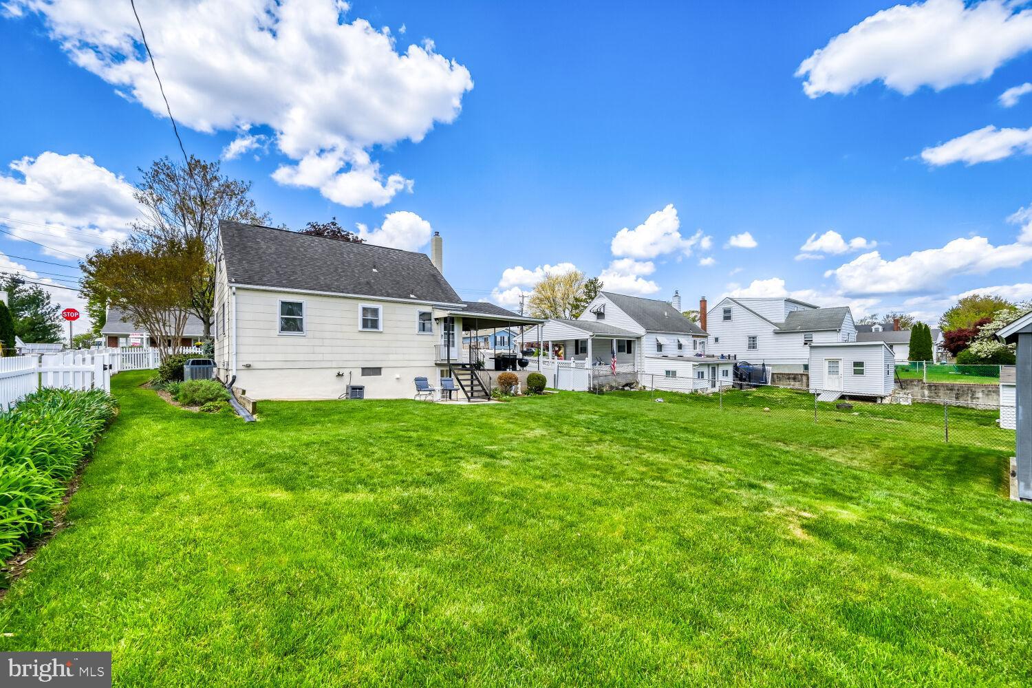 ROLAND TERRACE - Residential