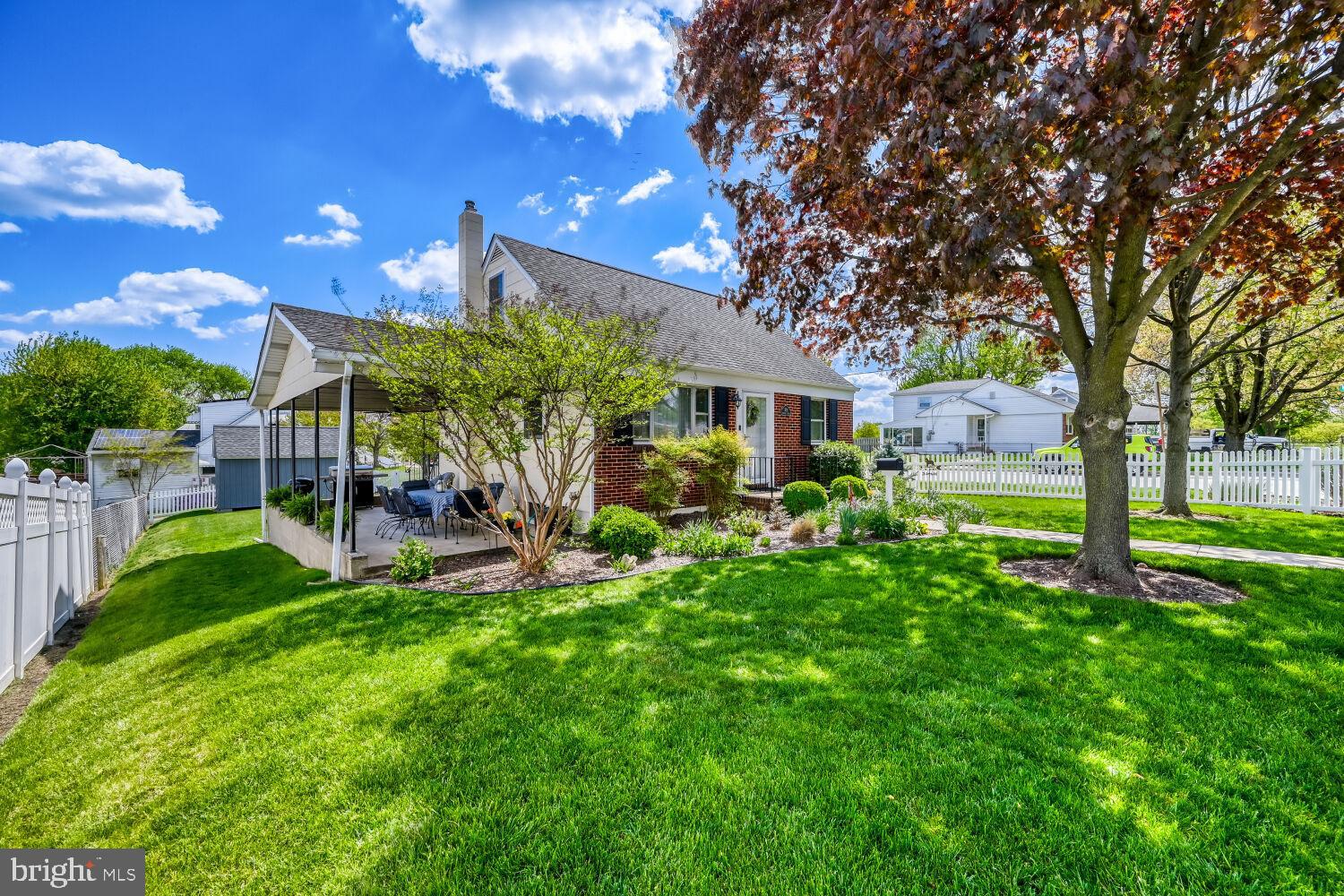 ROLAND TERRACE - Residential