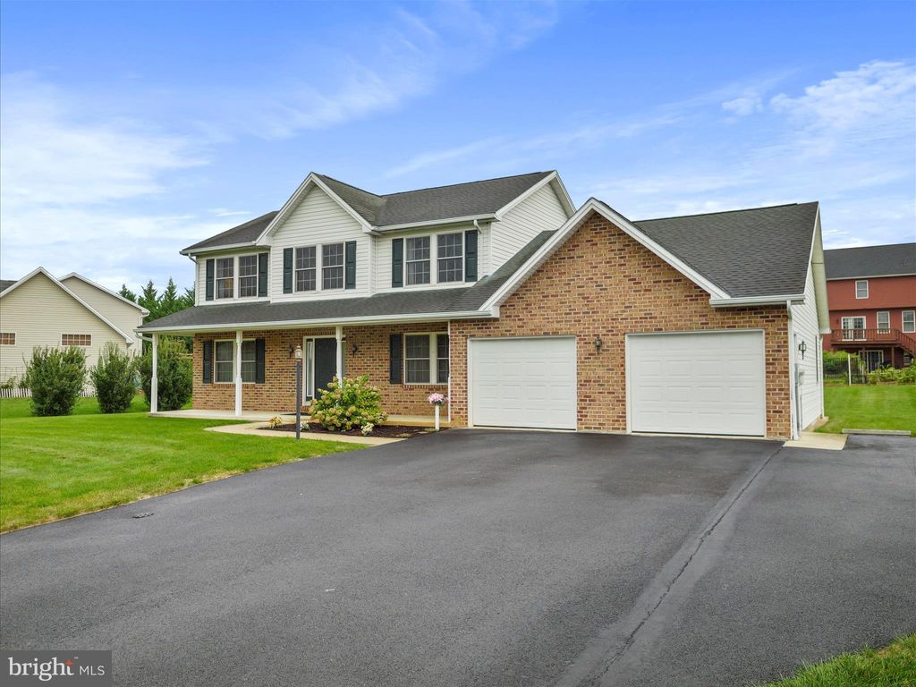Photo of 290 Leedy Way West Way W, CHAMBERSBURG, PA 17202 (MLS # PAFL2030342)