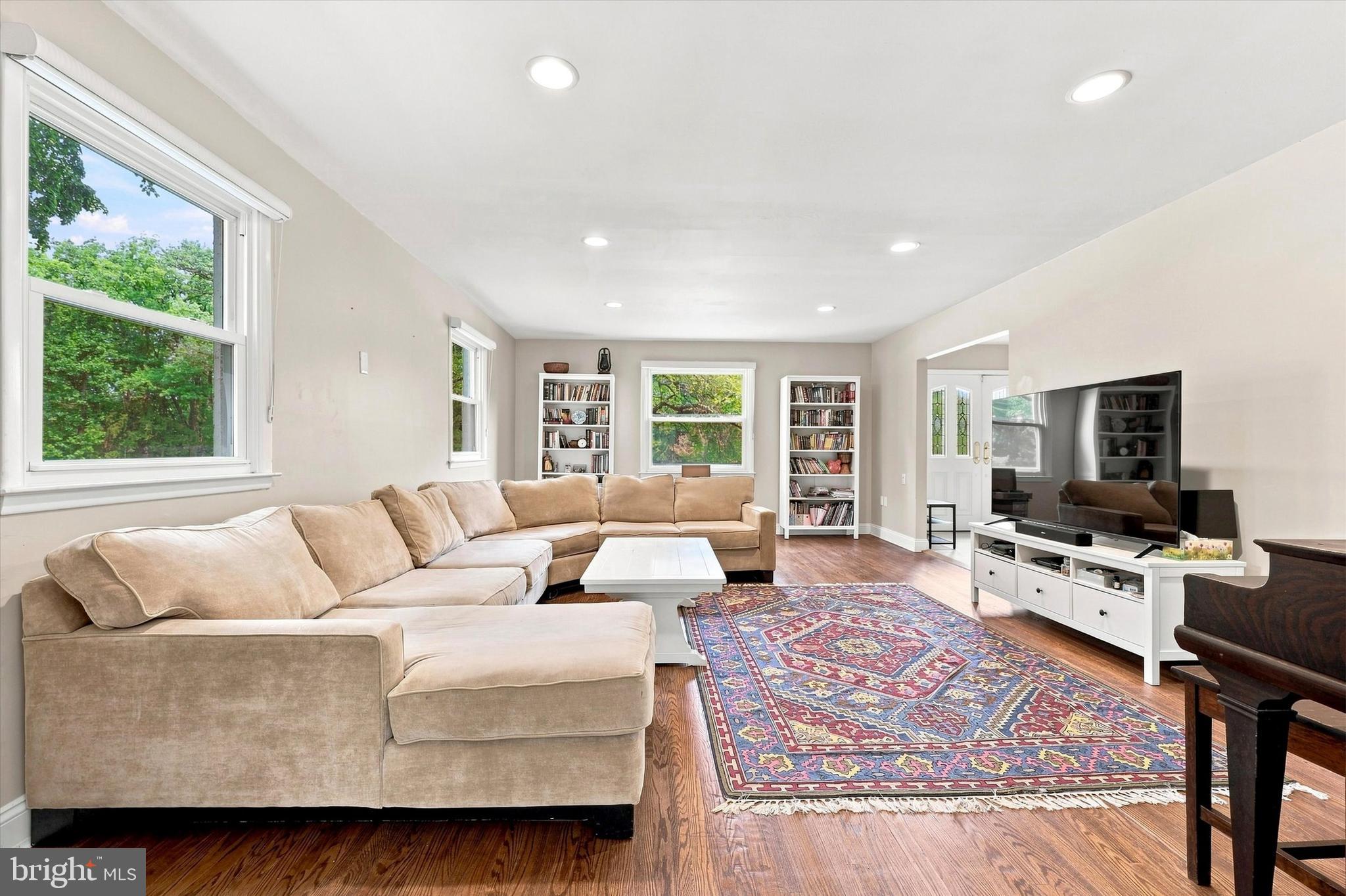 3 RED MAPLE DRIVE