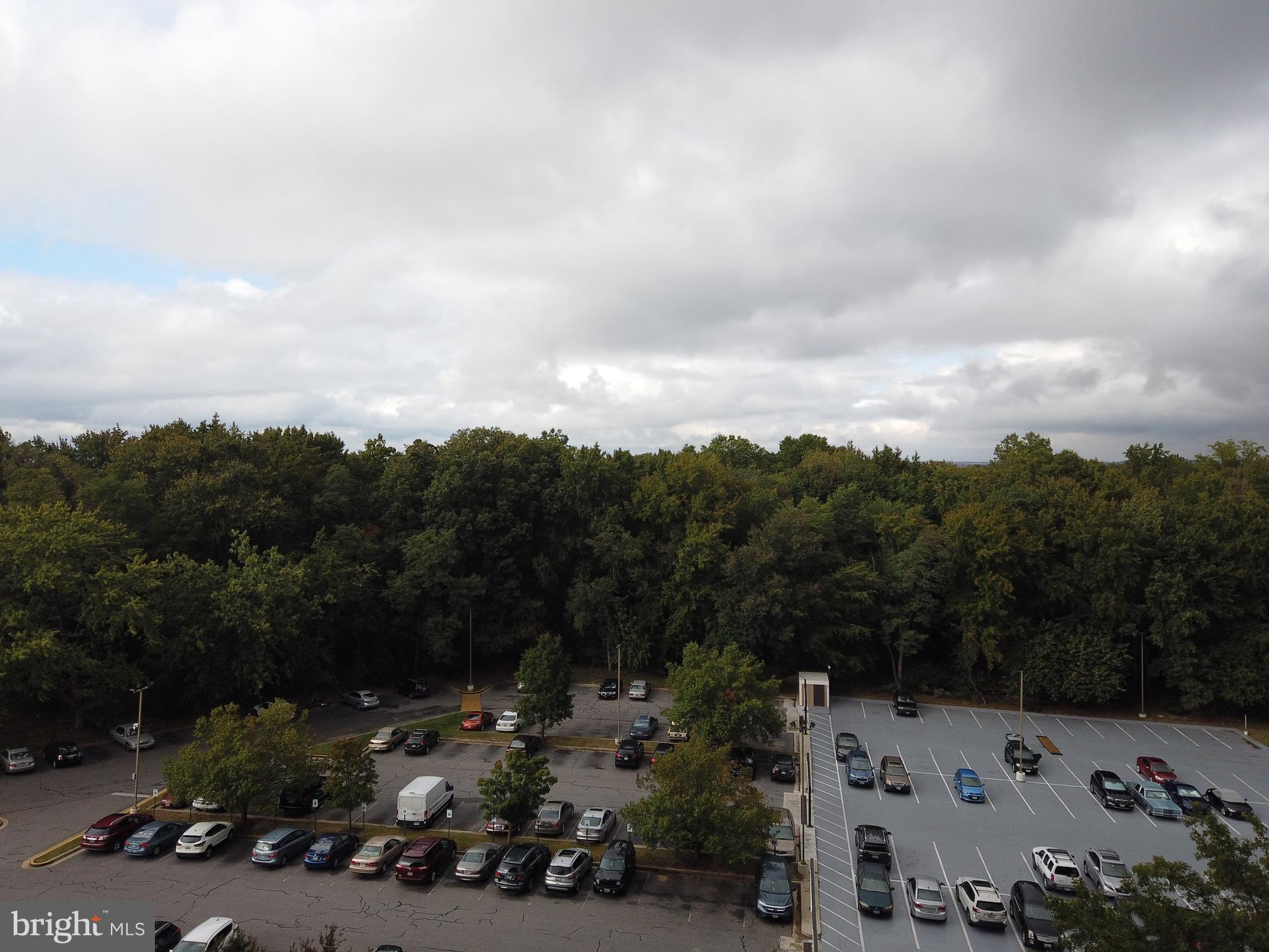 TOWERS IN WESTCHESTER PARK - Residential