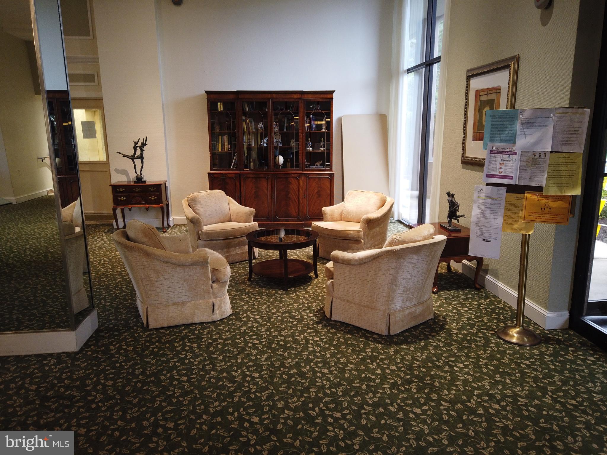 TOWERS IN WESTCHESTER PARK - Residential