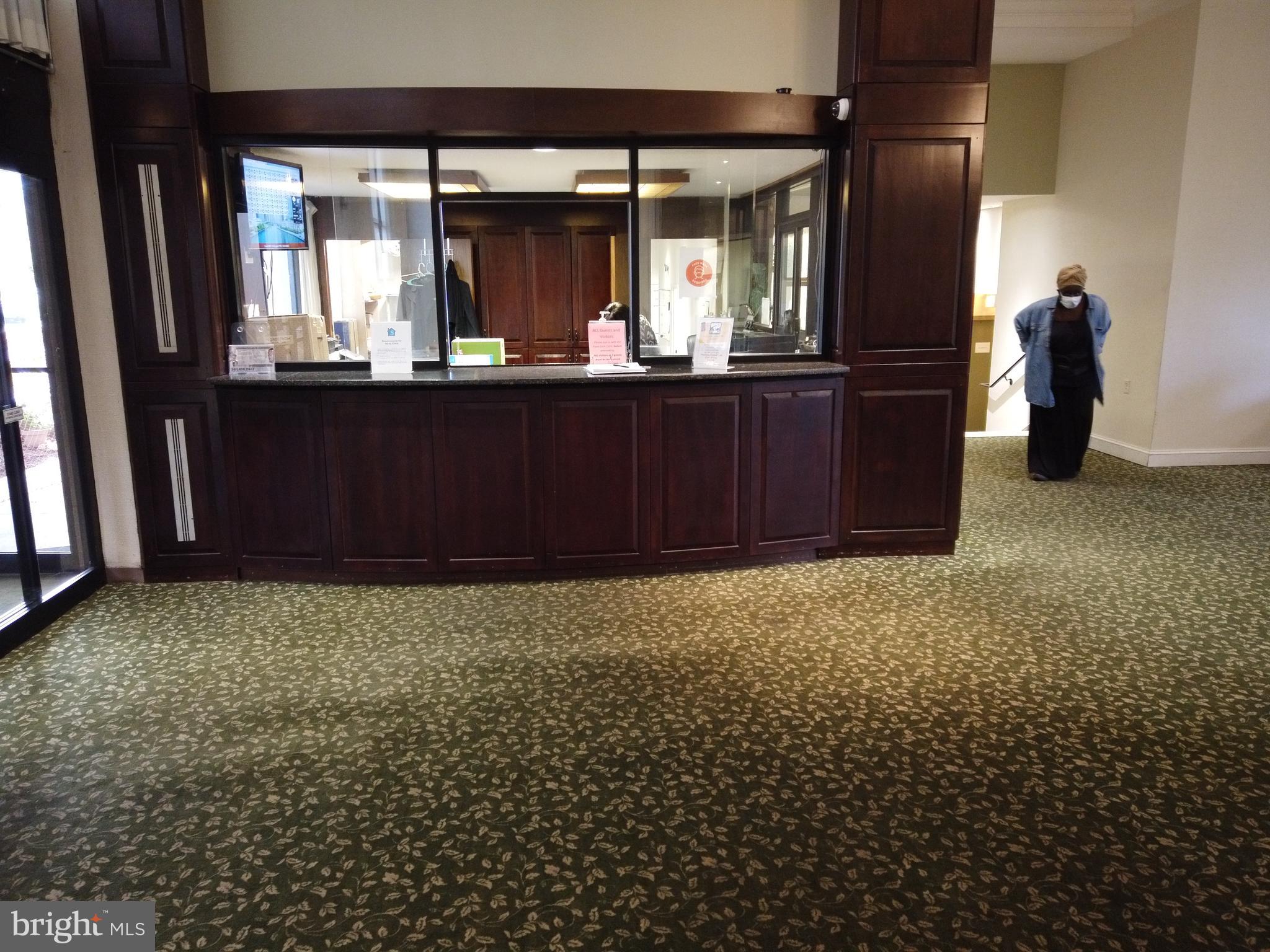 TOWERS IN WESTCHESTER PARK - Residential