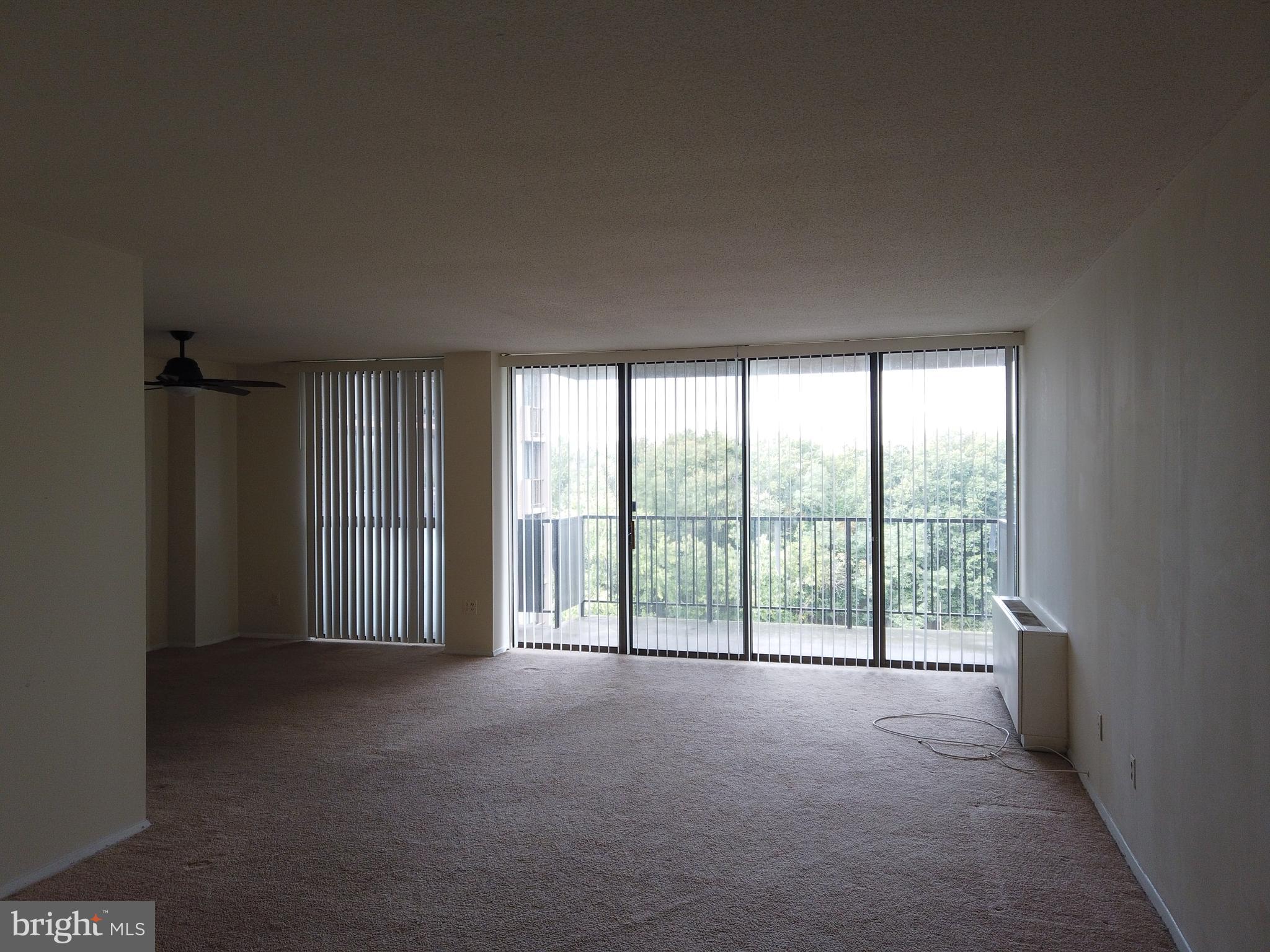 TOWERS IN WESTCHESTER PARK - Residential