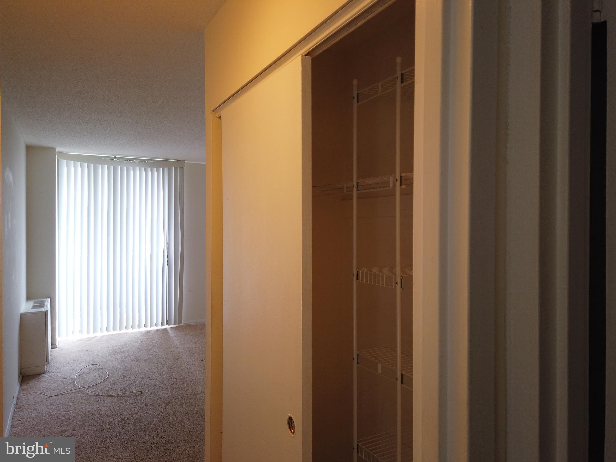 TOWERS IN WESTCHESTER PARK - Residential