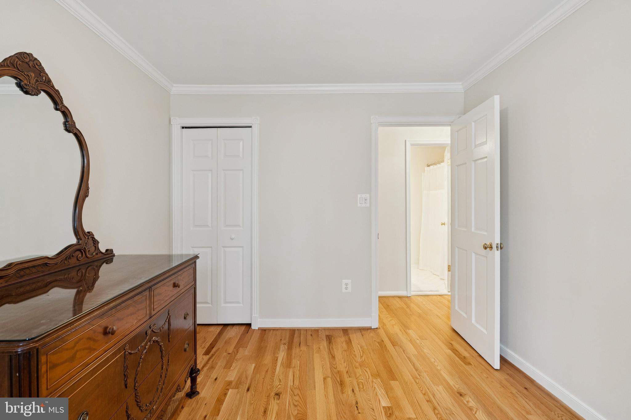 LAFAYETTE VILLAGE - Residential