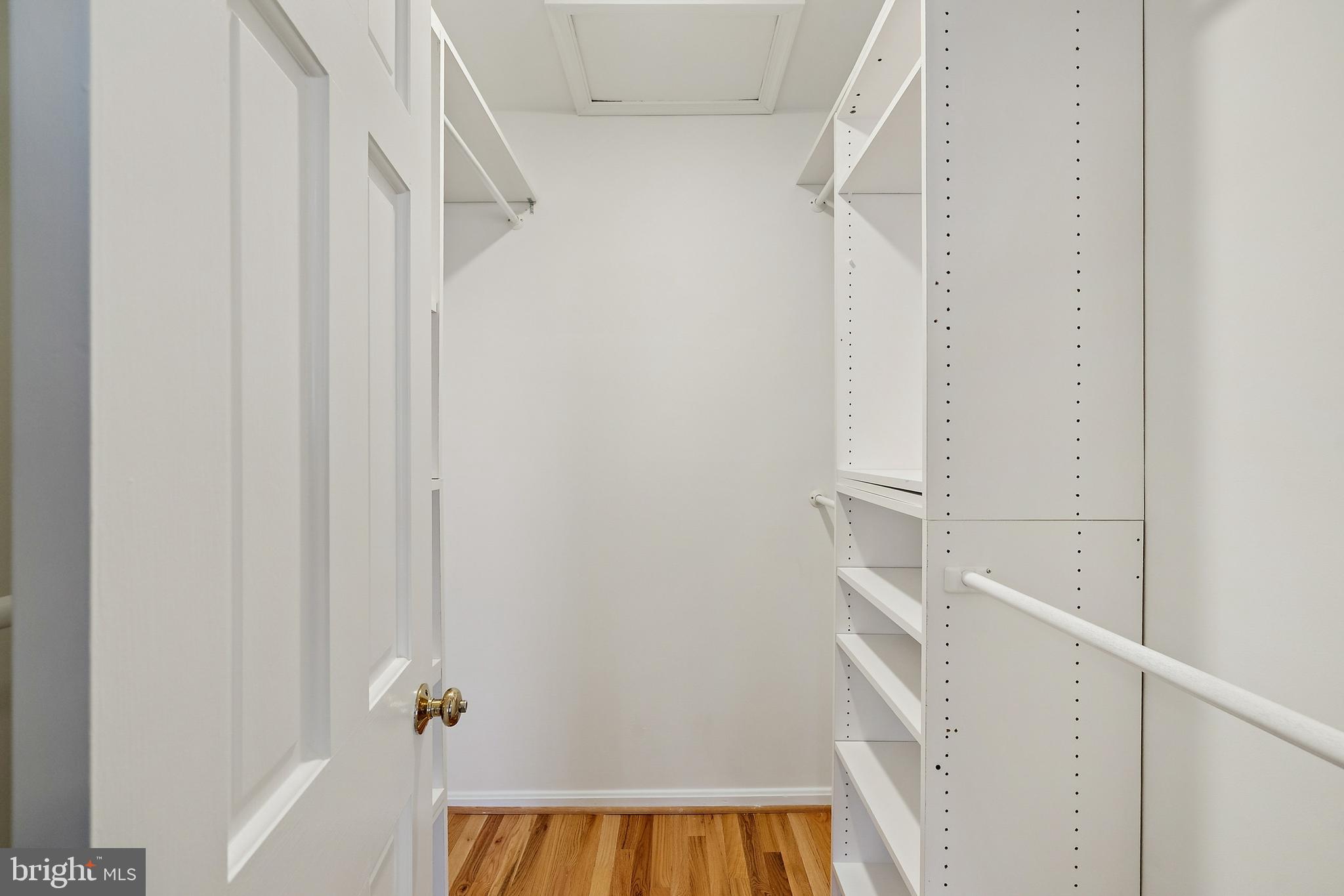 LAFAYETTE VILLAGE - Residential