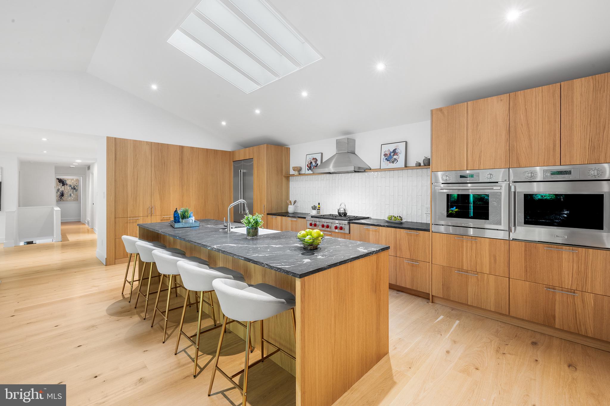 KING OF PRUSSIA - Residential