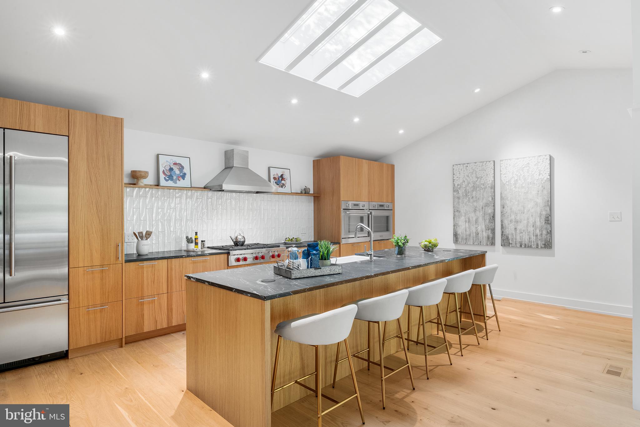 KING OF PRUSSIA - Residential