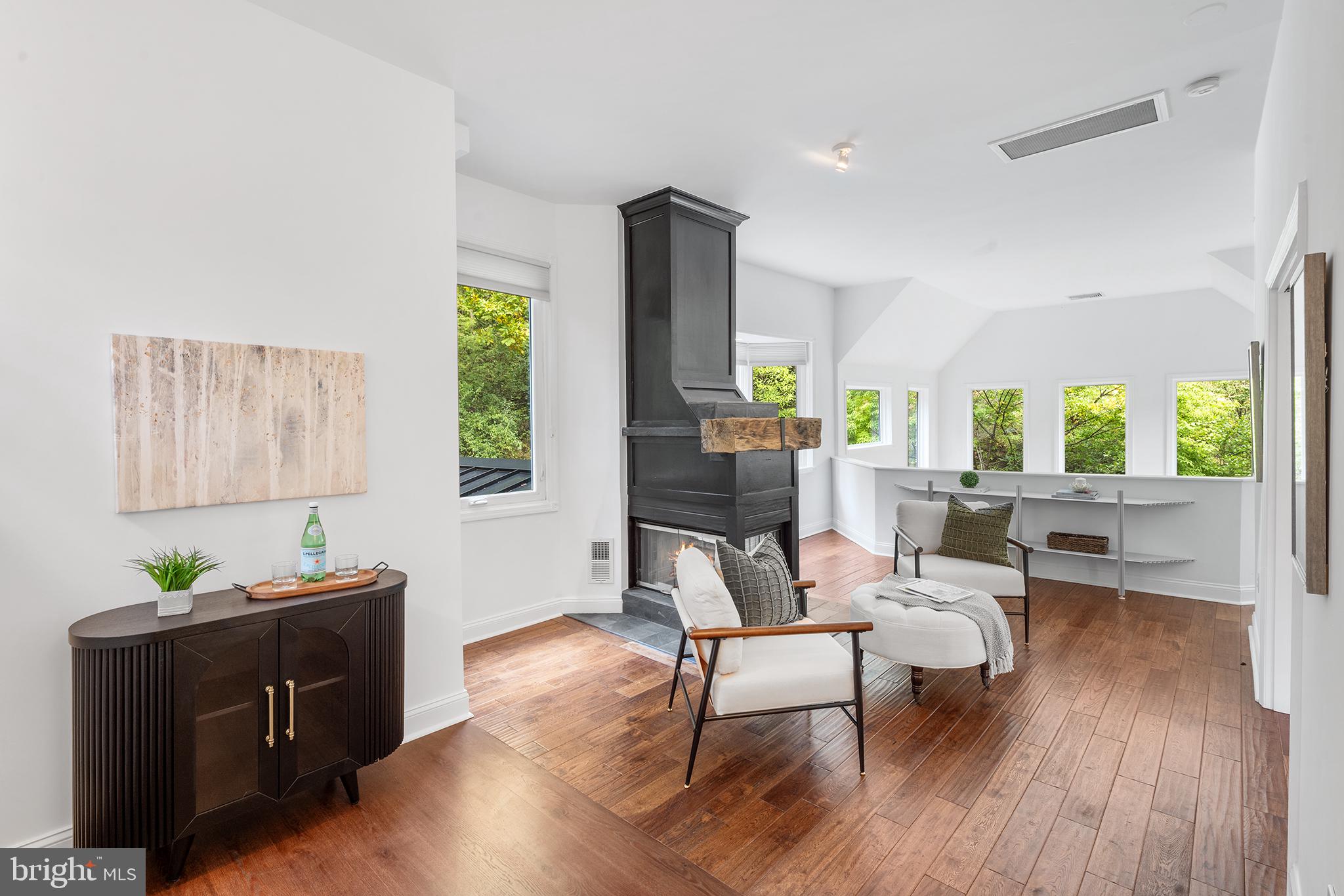 KING OF PRUSSIA - Residential