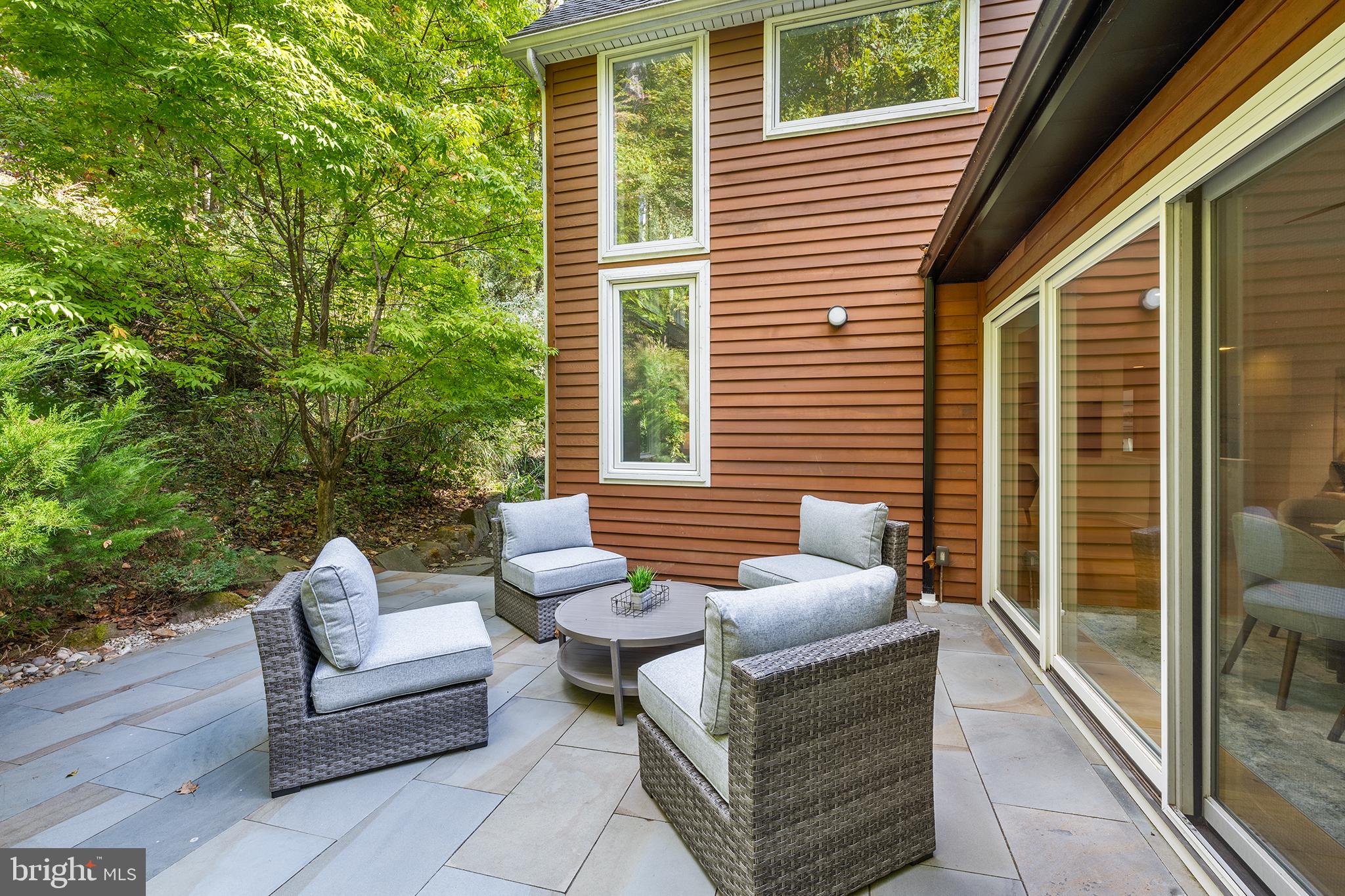 KING OF PRUSSIA - Residential