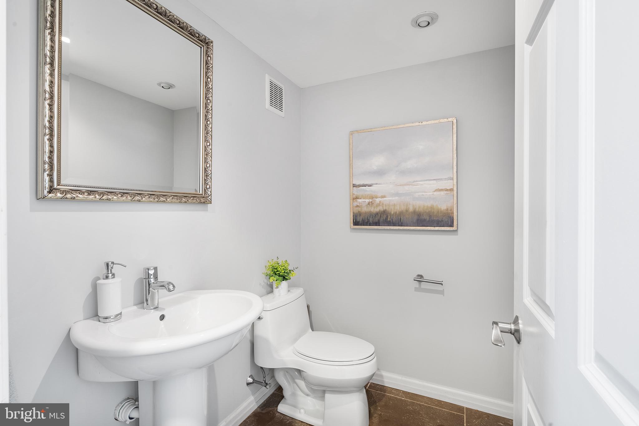 KING OF PRUSSIA - Residential