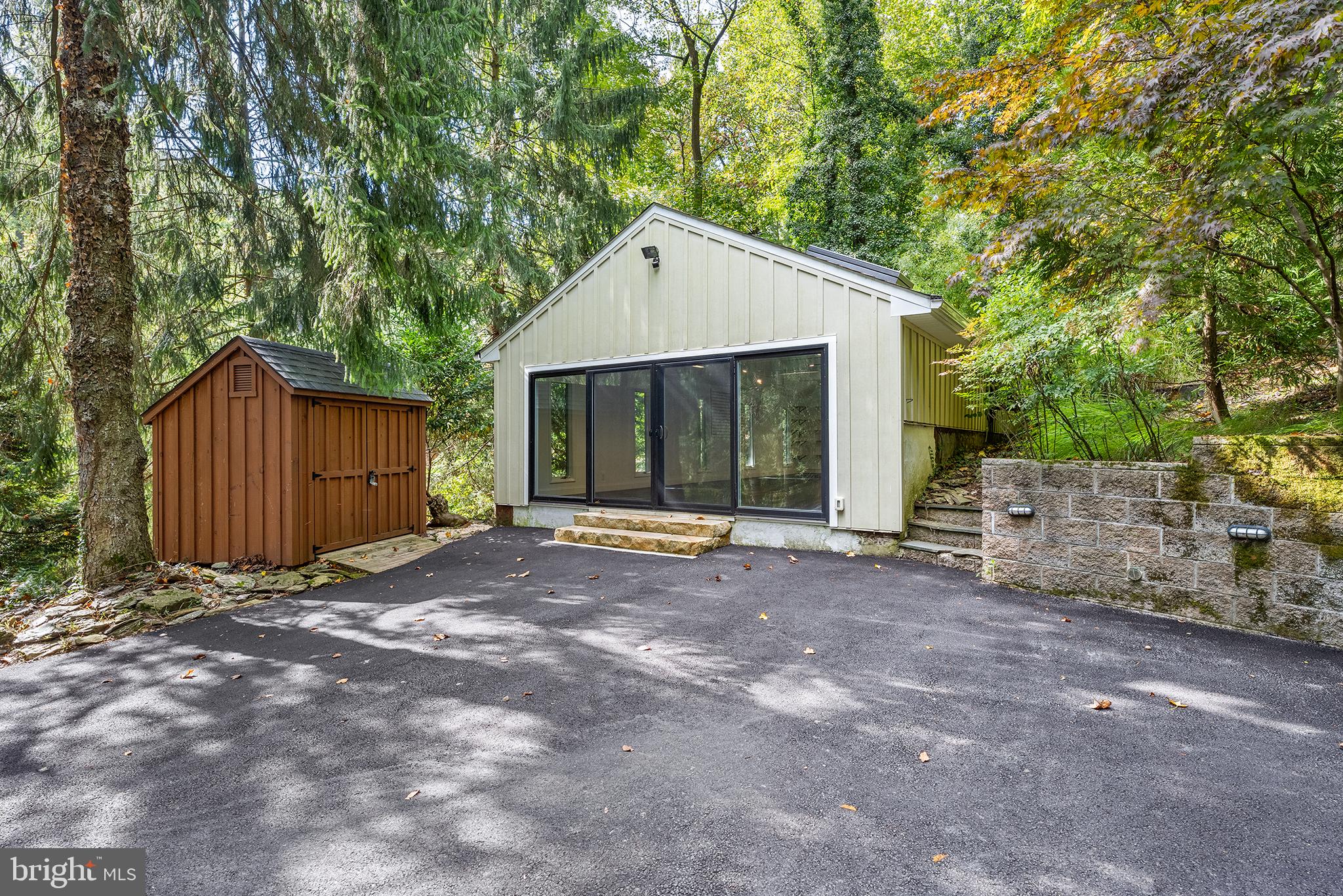 KING OF PRUSSIA - Residential