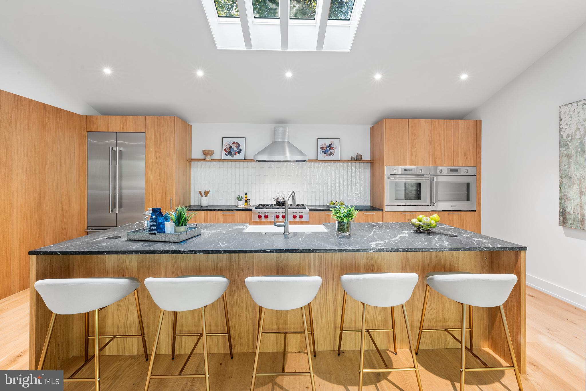 KING OF PRUSSIA - Residential