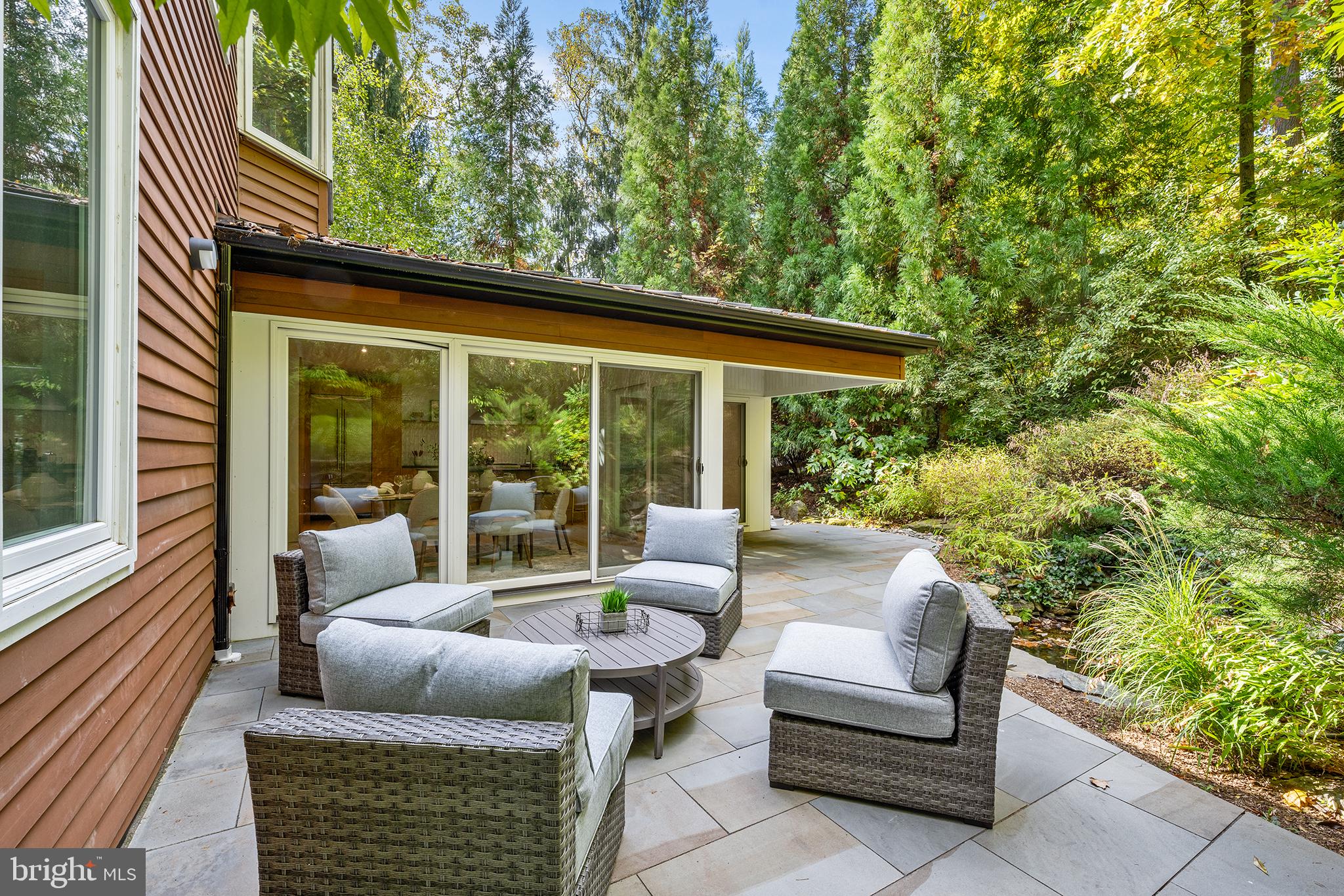 KING OF PRUSSIA - Residential