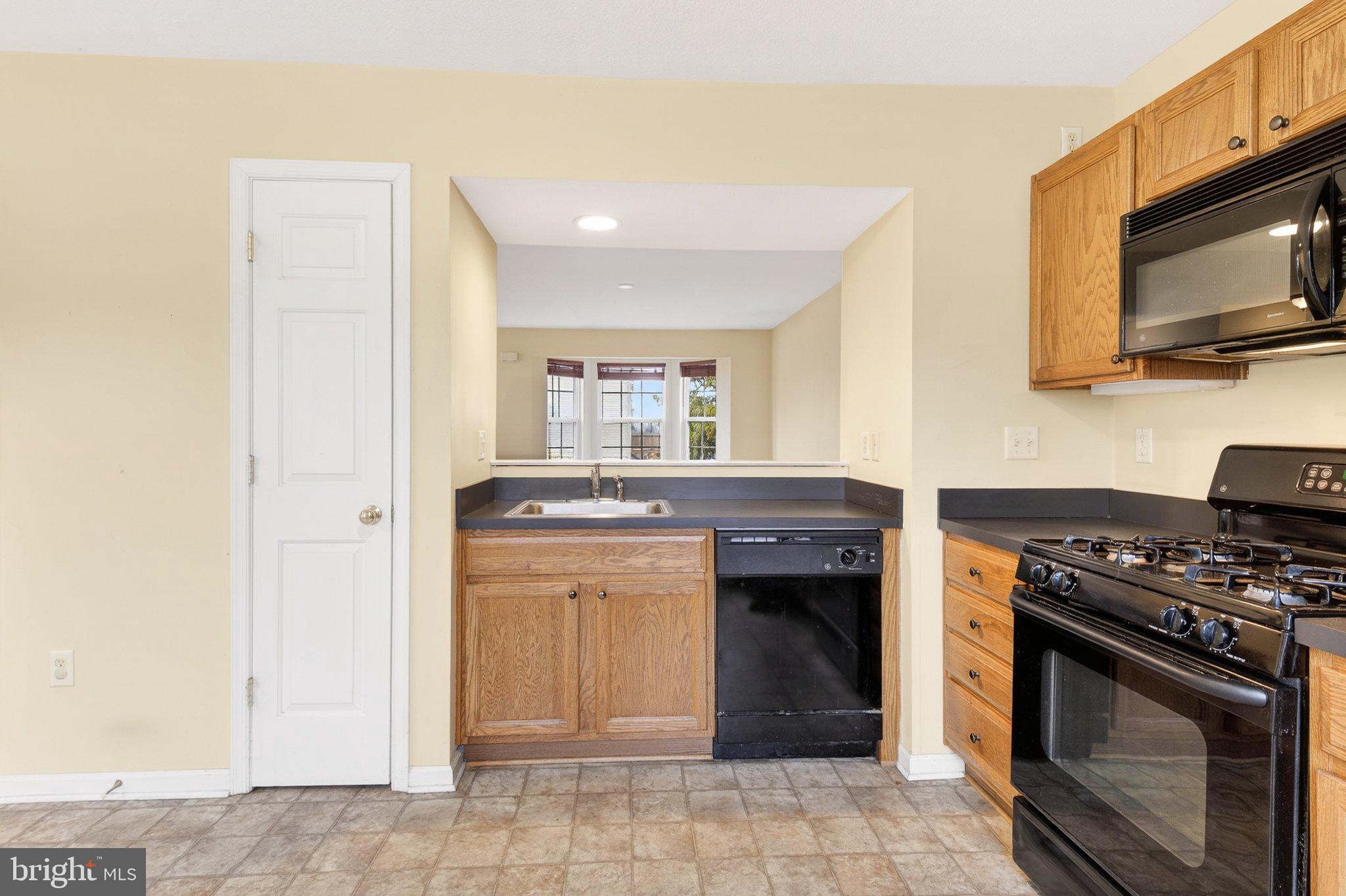 MILLERSVILLE - Residential