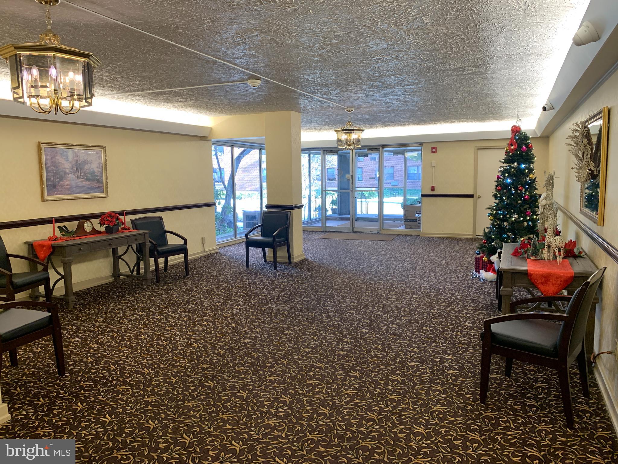 WILDMAN ARMS - Residential