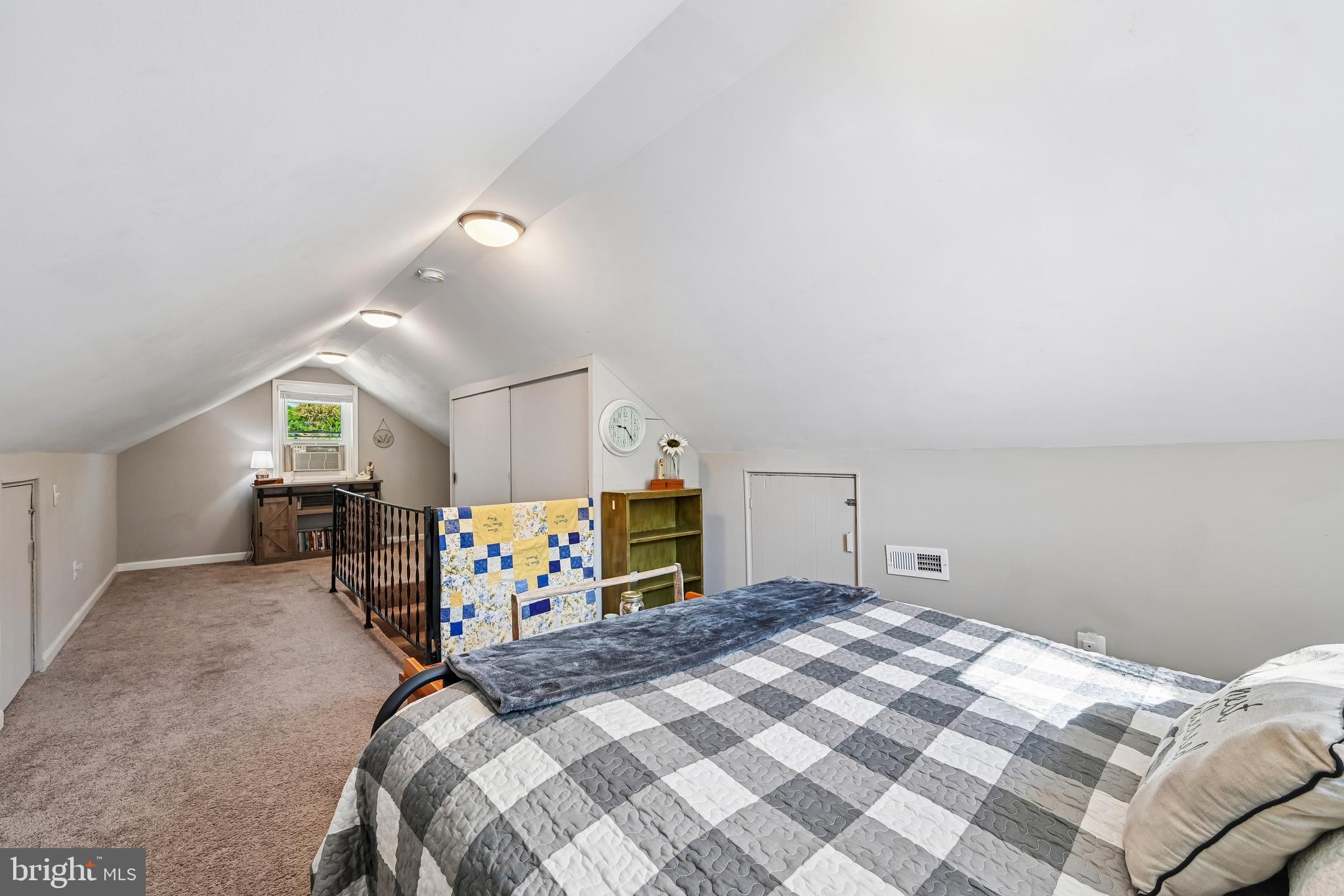 HAMILTON HEIGHTS - Residential