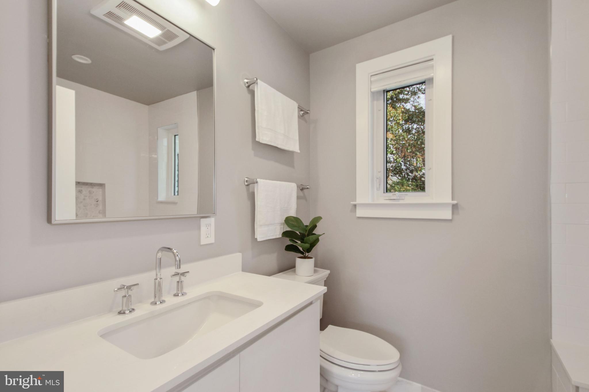 SOMERSET - Residential Lease