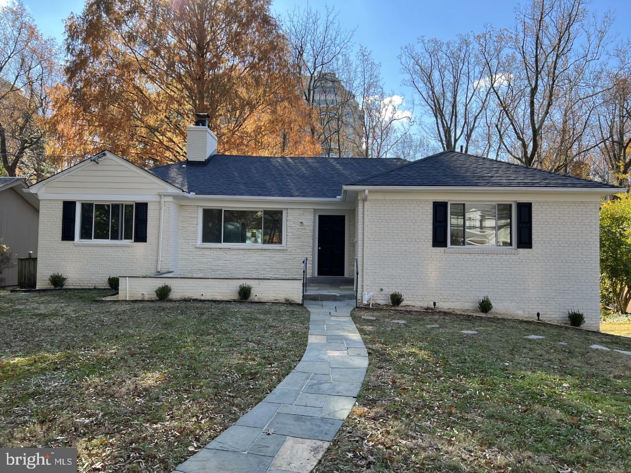 SOMERSET - Residential Lease