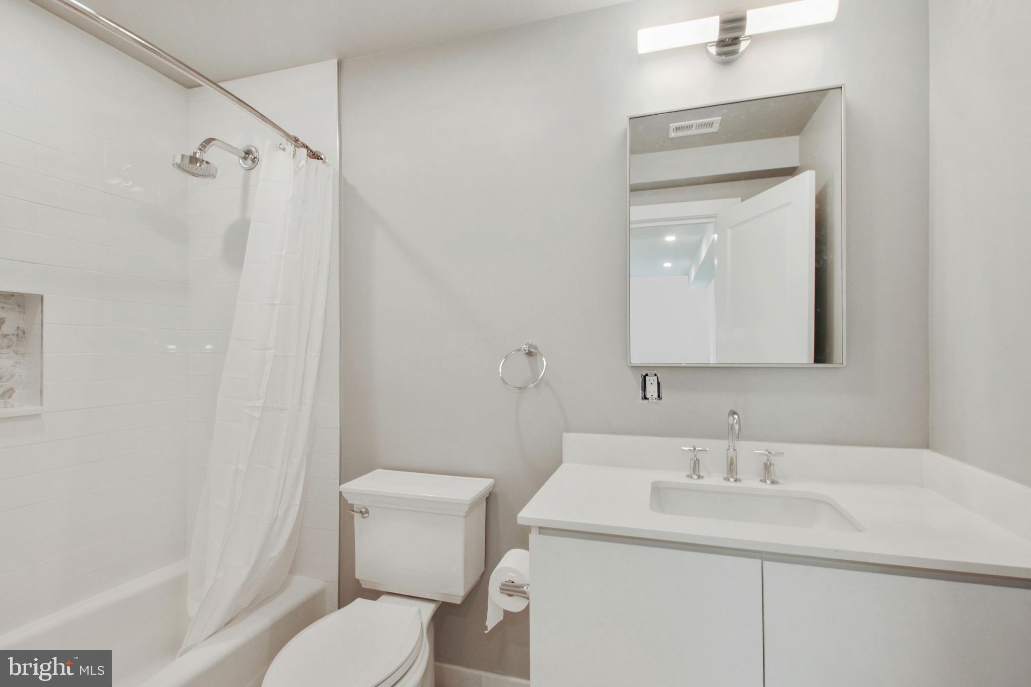 SOMERSET - Residential Lease