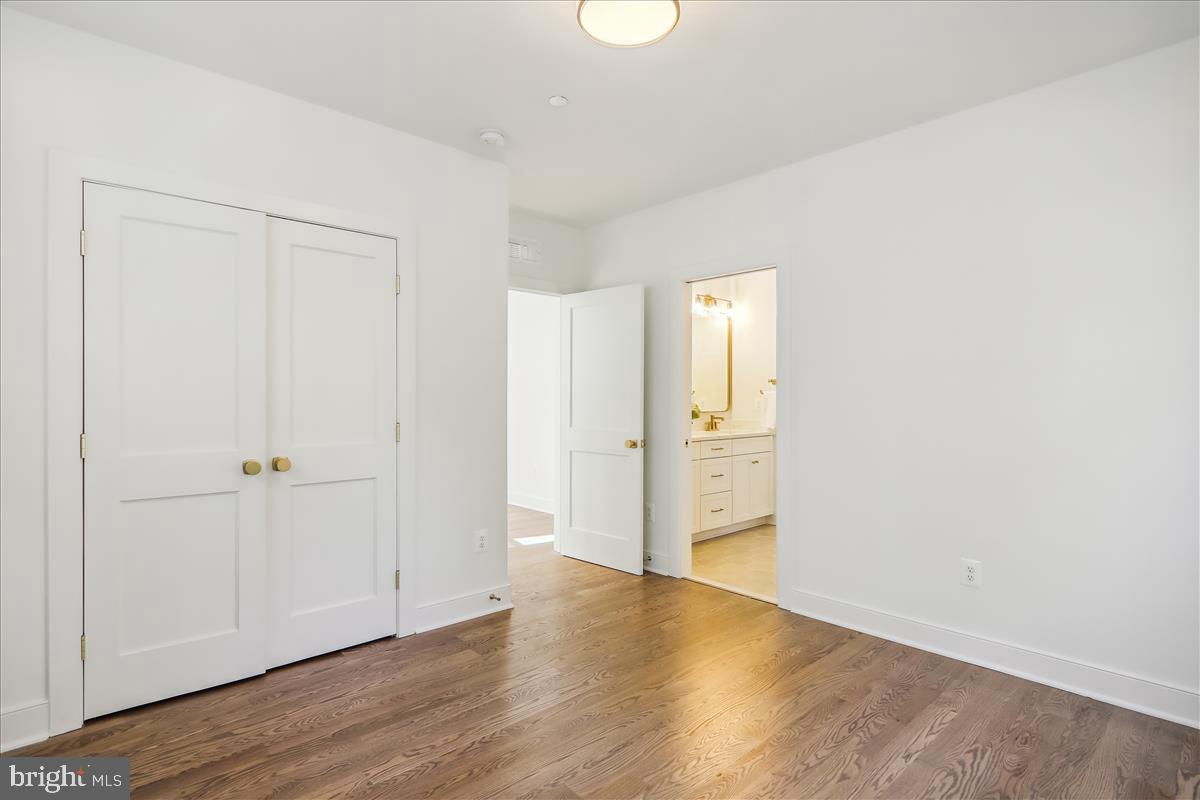 GLENBROOK VILLAGE - Residential