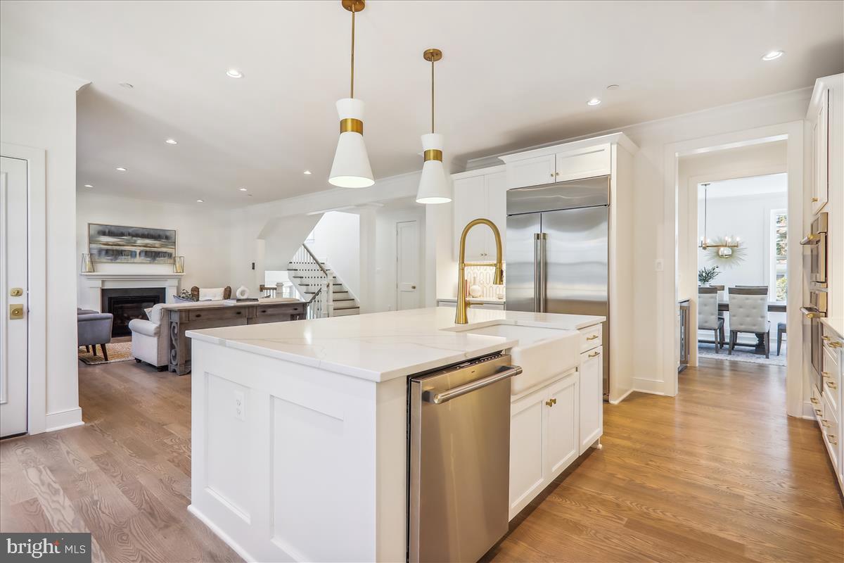 GLENBROOK VILLAGE - Residential