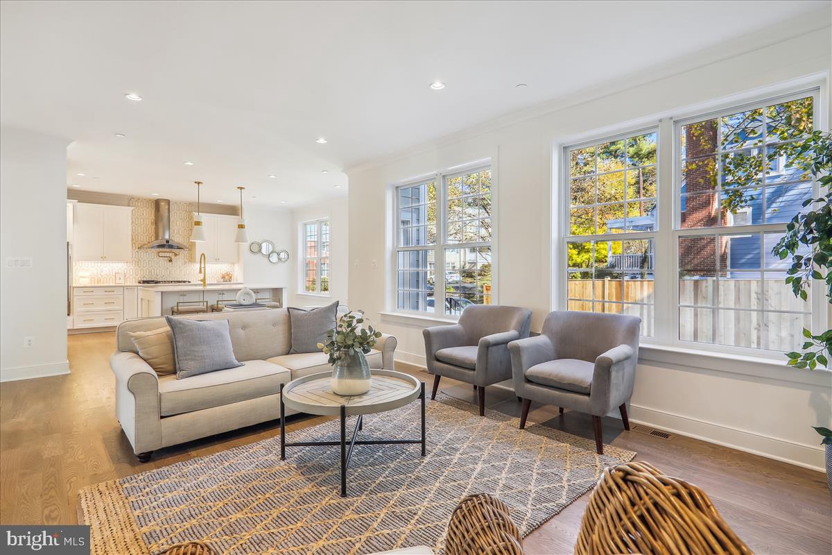 GLENBROOK VILLAGE - Residential