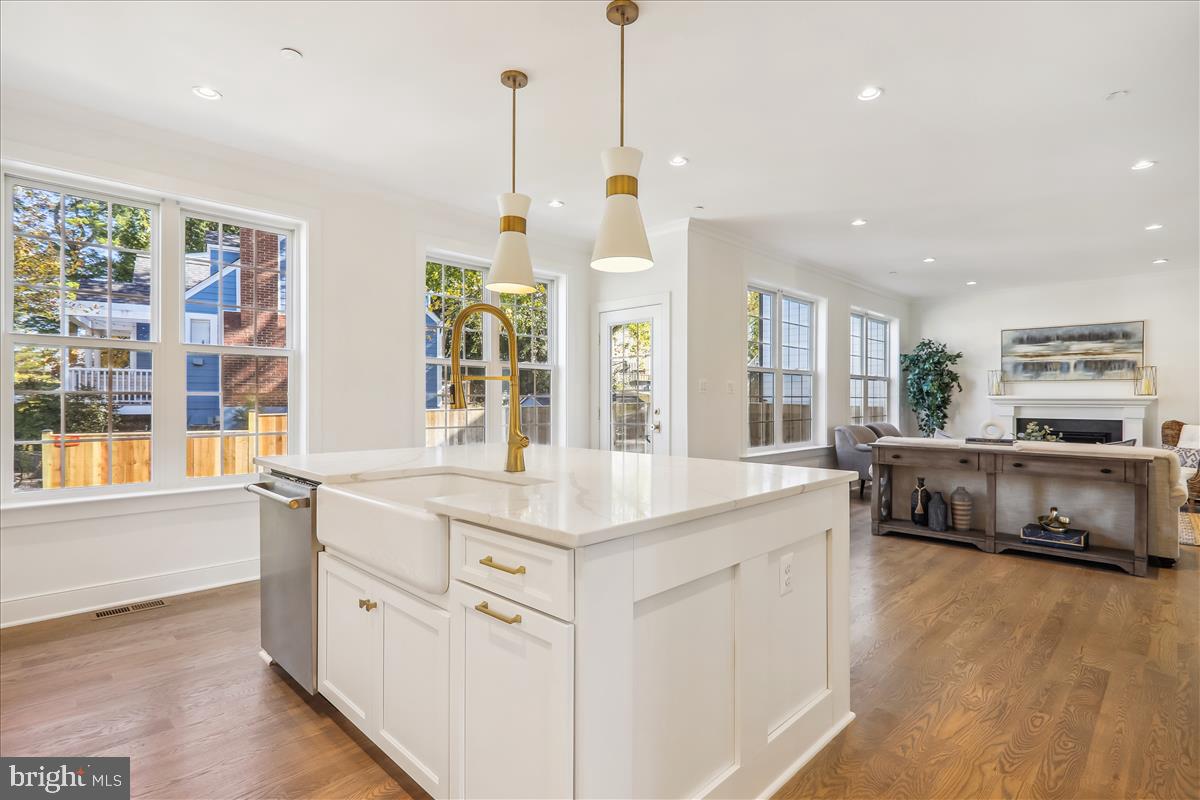 GLENBROOK VILLAGE - Residential