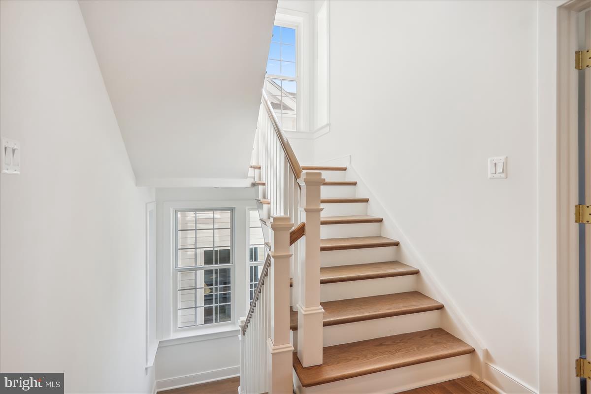 GLENBROOK VILLAGE - Residential