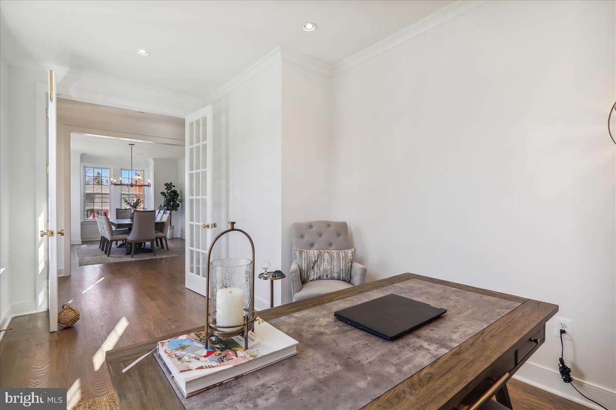 GLENBROOK VILLAGE - Residential