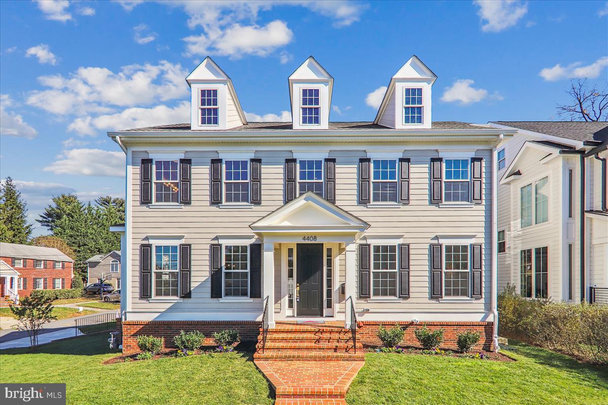 GLENBROOK VILLAGE - Residential