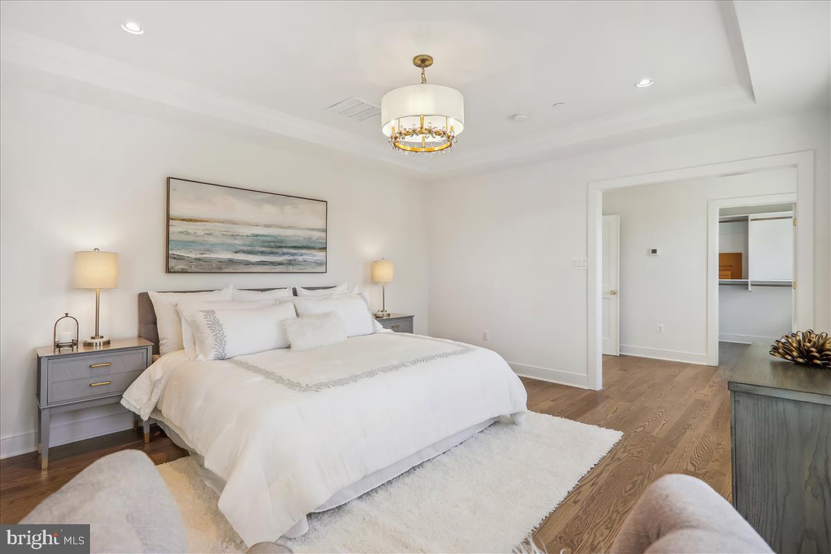 GLENBROOK VILLAGE - Residential