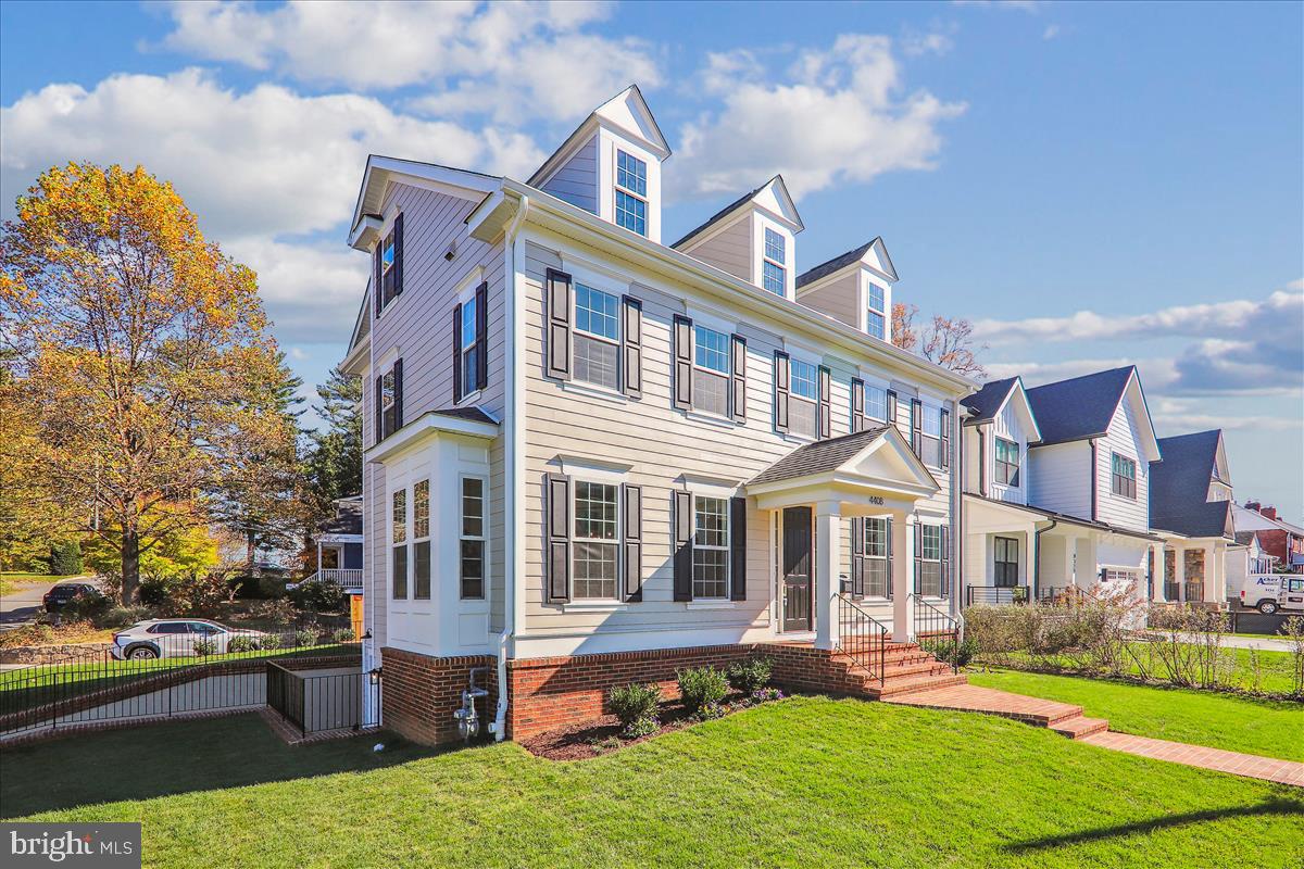 GLENBROOK VILLAGE - Residential