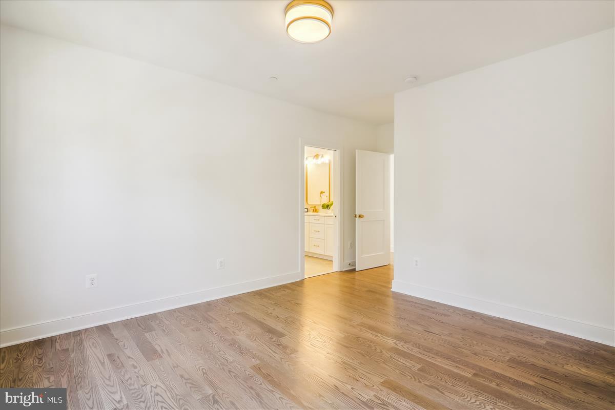 GLENBROOK VILLAGE - Residential