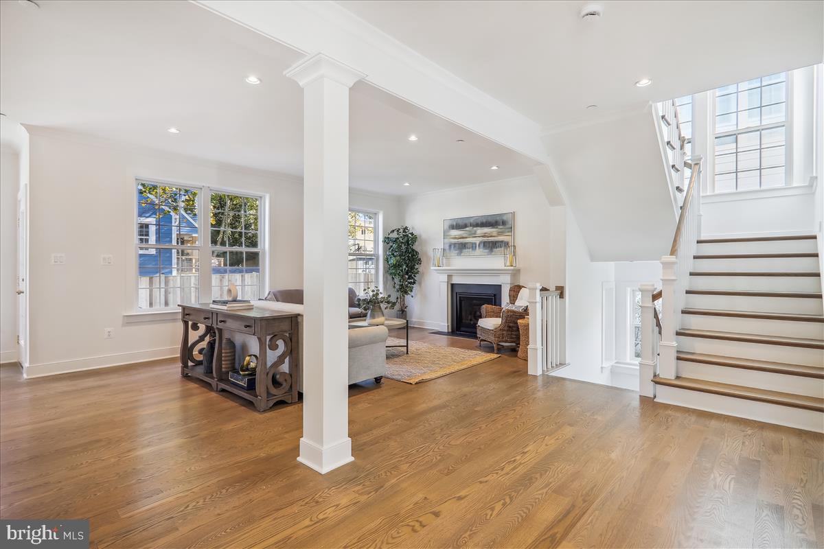 GLENBROOK VILLAGE - Residential