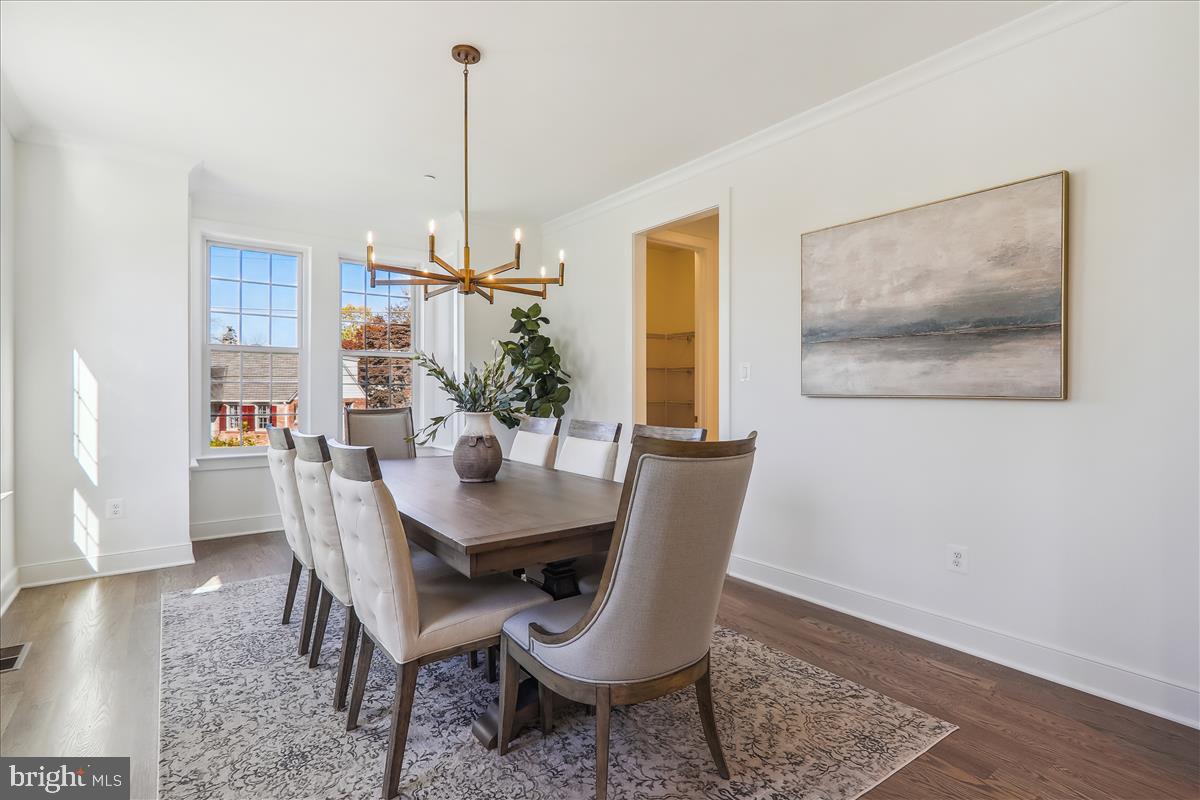 GLENBROOK VILLAGE - Residential