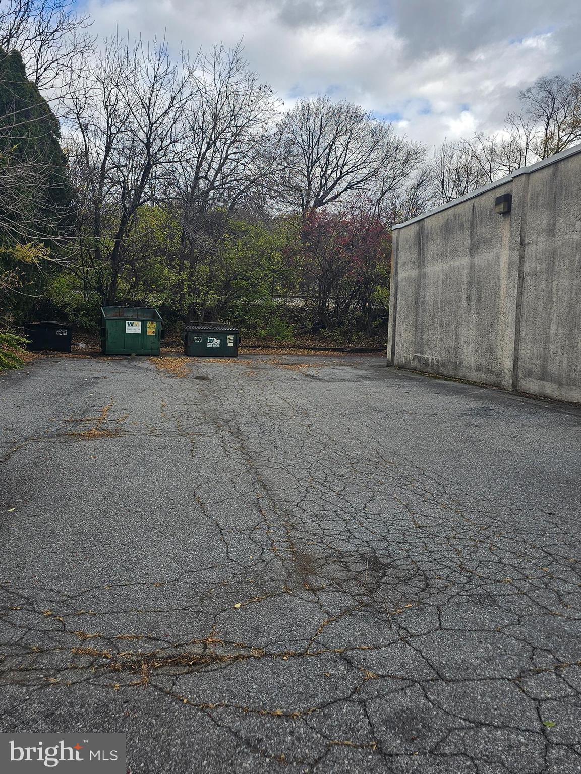 3201 POTTSVILLE PIKE