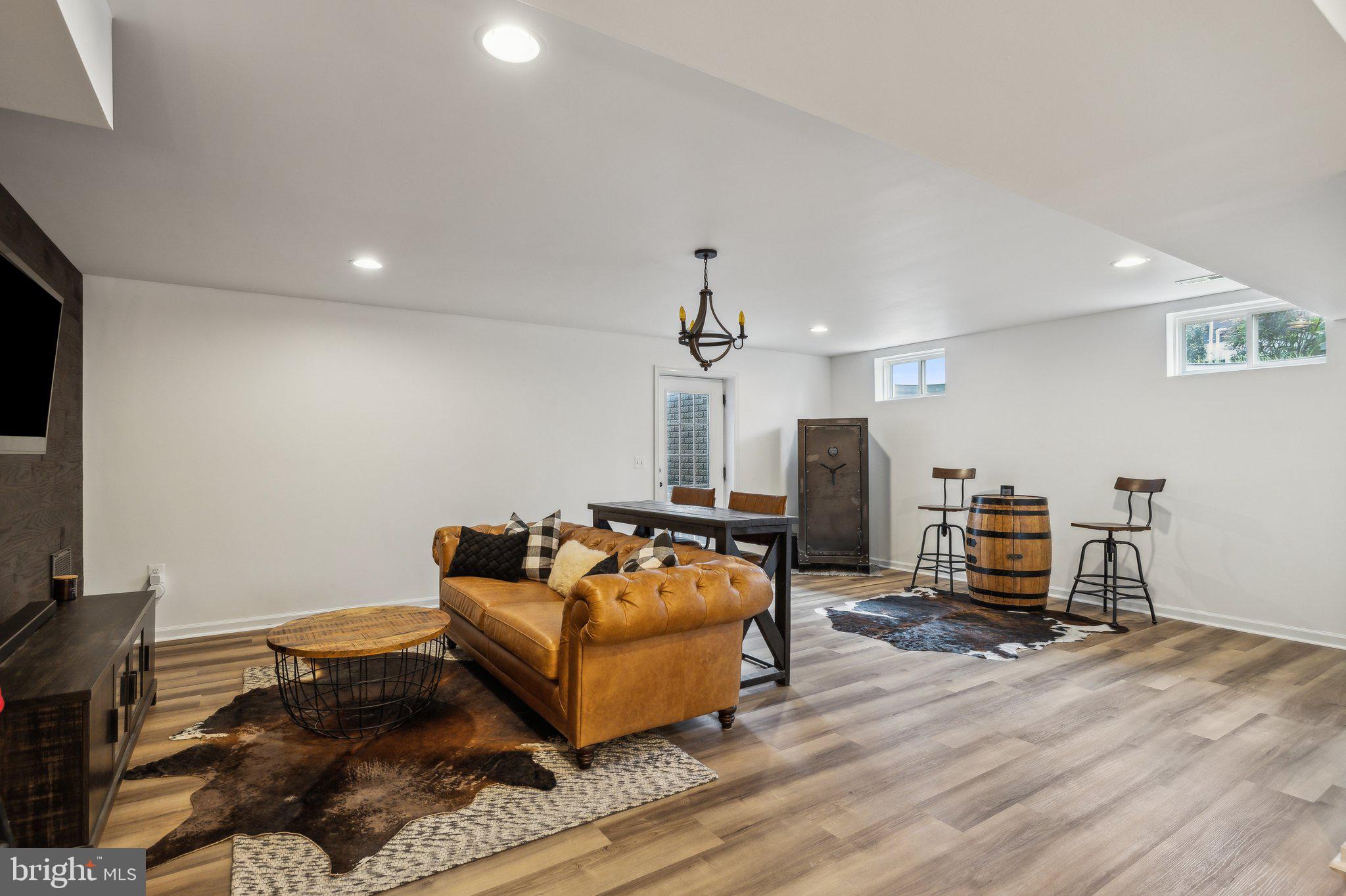 EMBREY MILL - Residential